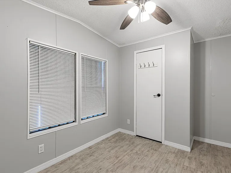 6620 Maloney Ave #14 — Photo 21