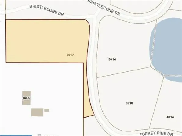 5017 Torrey Pine Dr, Midland, MI 48642