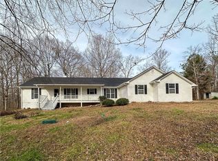 573 Pullin Rd, Locust Grove, GA 30248