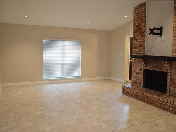 3rd image of 5125 Shannon Dr