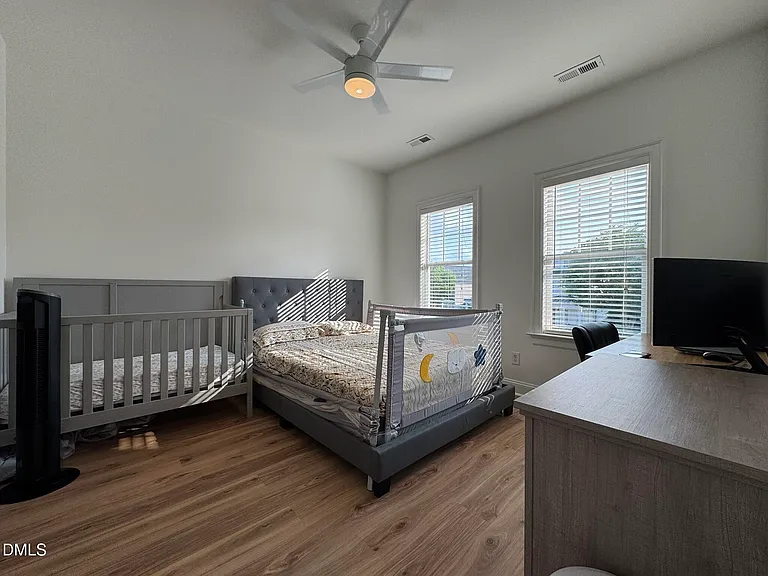 7750 Acc Blvd — Photo 19