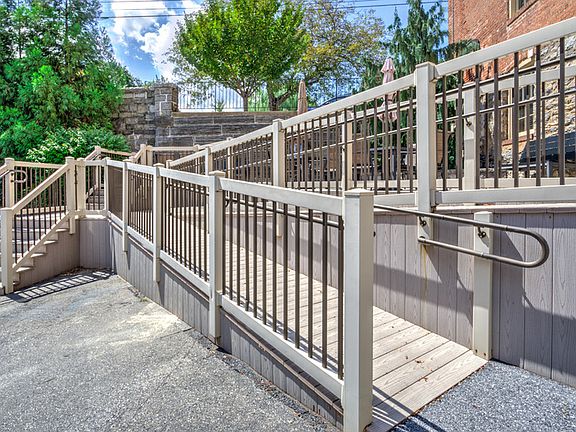 5th image of 247 N Shippen St APT 410