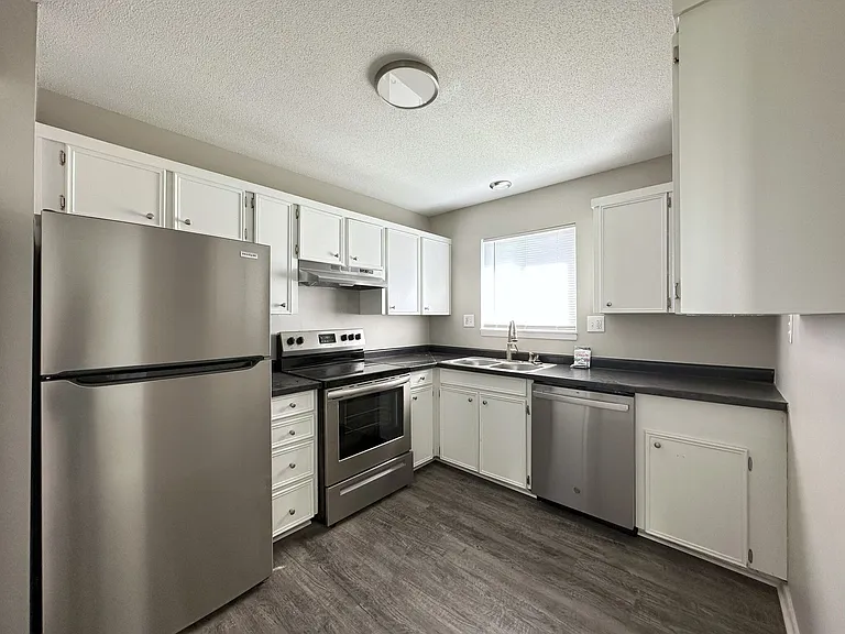 5551 Marty St #1B — Photo 3