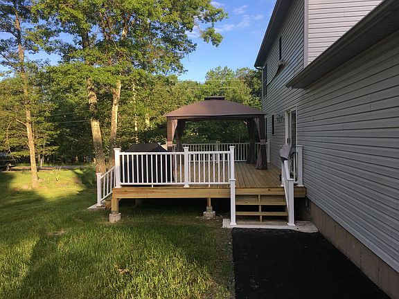 Paved walkway 