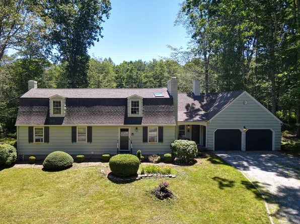 9 Janes Lane, Clinton, CT 06413
