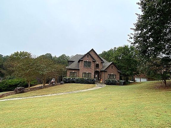 2nd image of 440 Alta Vista Dr
