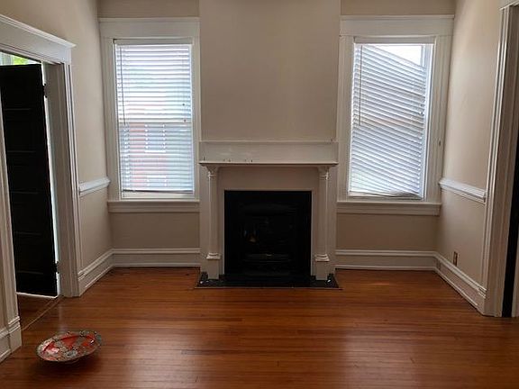 3rd image of 2200 Hanover Ave #A