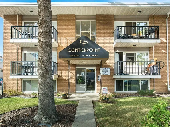 10640 108th St NW, Edmonton, AB T5H 3A1