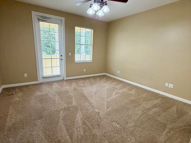 1605 Jeaga Dr — Photo 11
