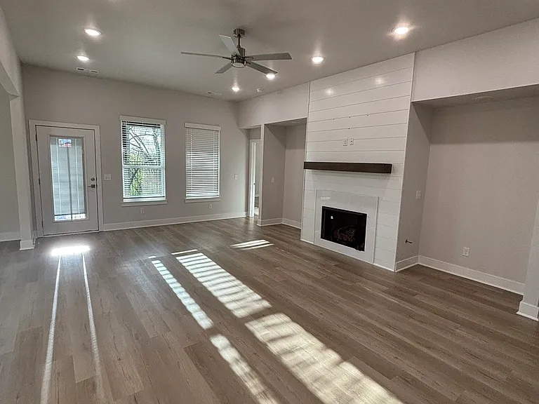 3812 SW Pinecrest Dr — Photo 9