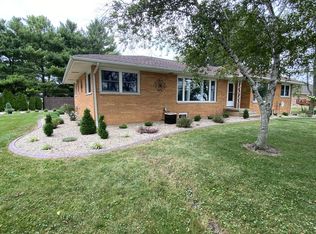 5104 W Bluebill Rd, Champaign, IL 61822