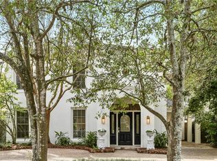 1632 Bordeaux St, New Orleans, LA 70115