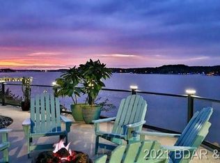52 Jo Rd, Lake Ozark, MO 65049