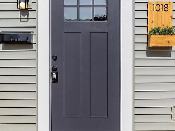 4th image of 1018 Widdicomb Ave NW
