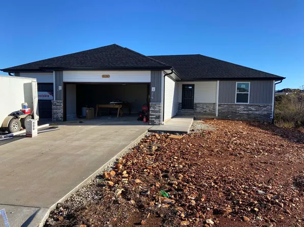 2134 N Jamestown Street, Ozark, MO 65721