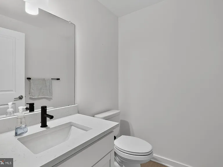 7354 Ridge Ave #27 — Photo 18