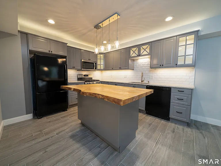 6 Peddlars Dr #6 — Photo 4
