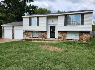6492 Pinehill Park Dr, Memphis, TN 38141
