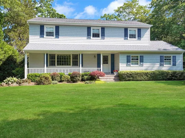 3 Heritage Place, Nesconset, NY 11767