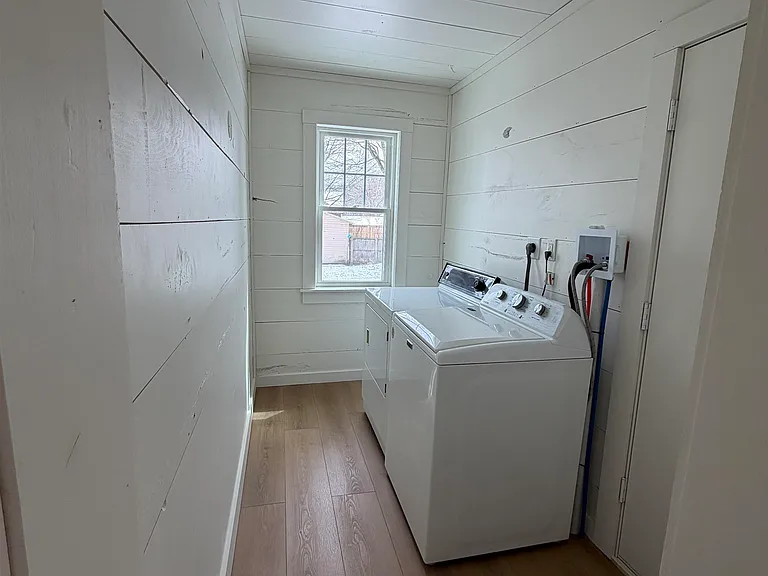 78 Central St — Photo 11