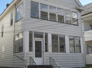 4 Brookside Ave #2, New Brunswick, NJ 08901