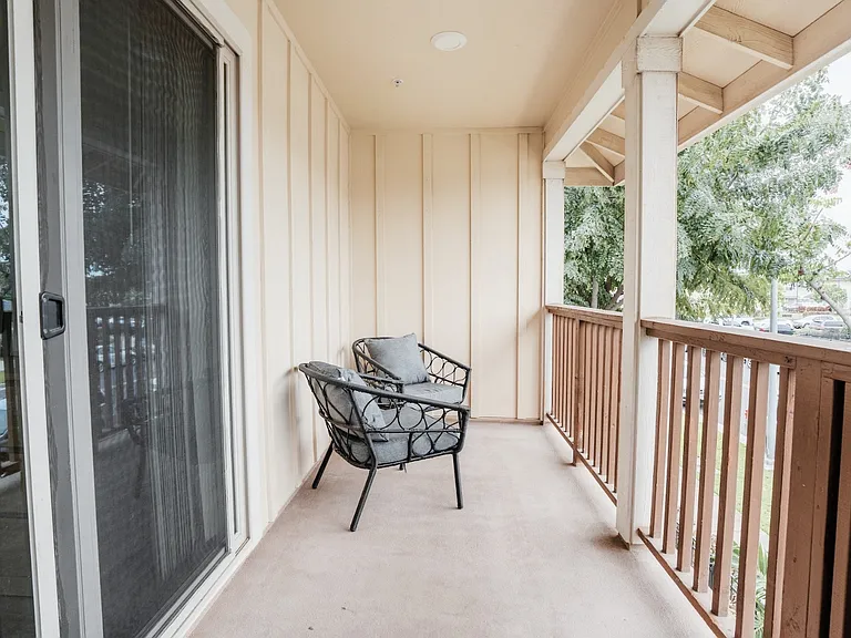 801 Kakala St #1APT1907 — Photo 5