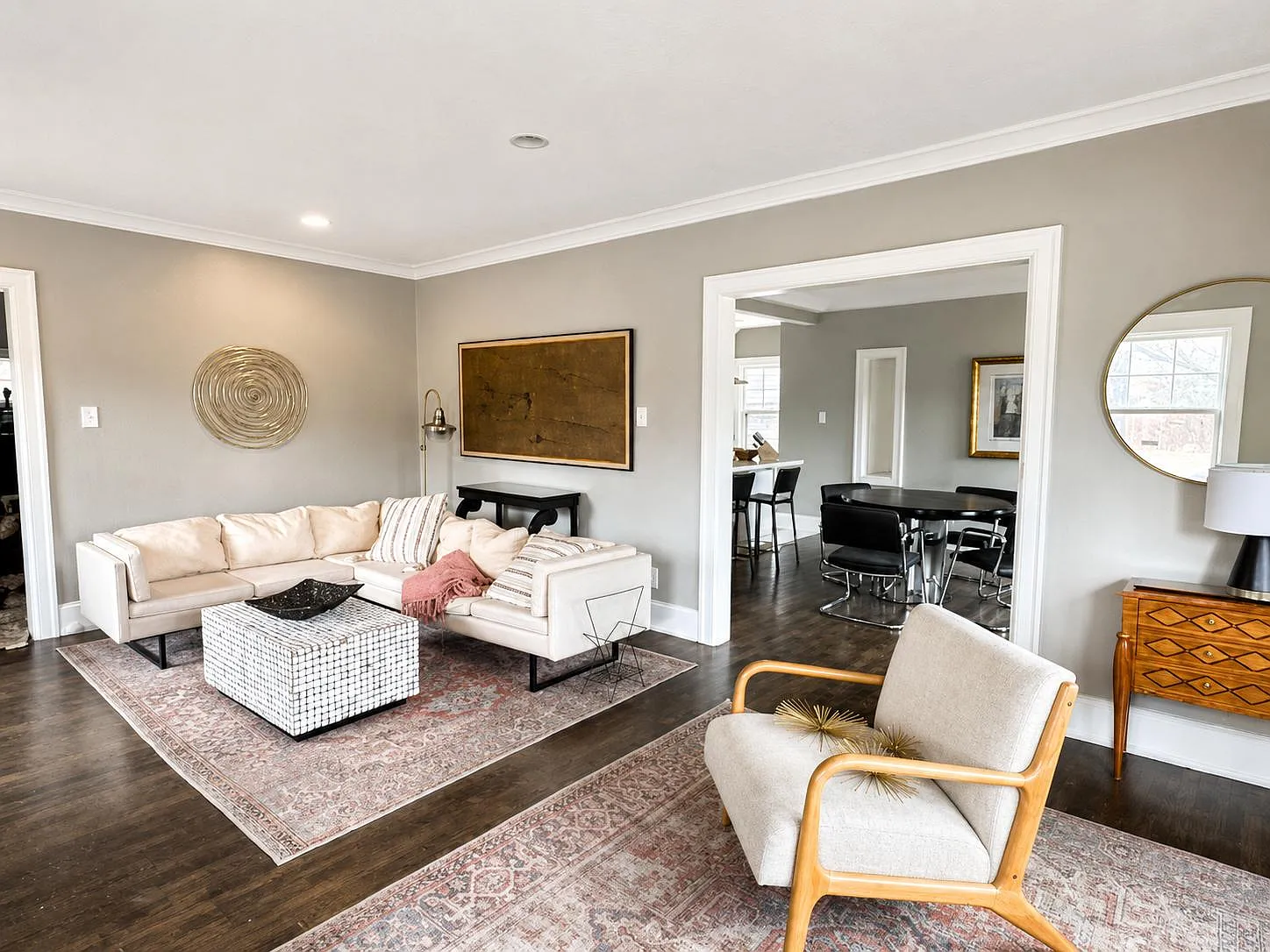 3 bed, 2.0 bath, 2053 sqft, $1,252 — Photo 2