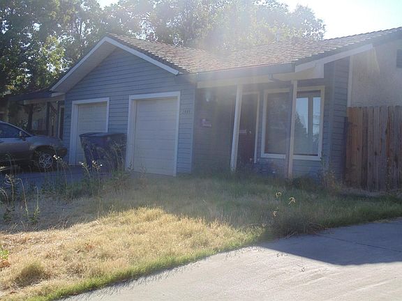 5th image of 2449 S Whitney Blvd