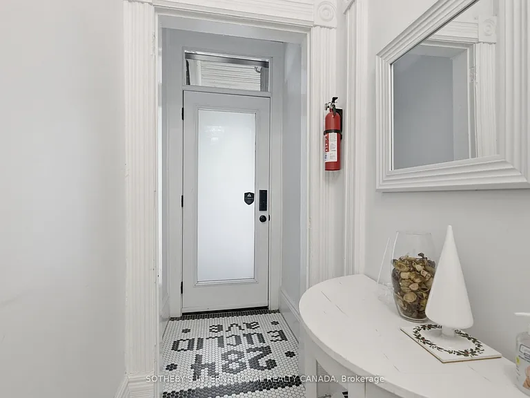 284 Euclid Ave #MAIN — Photo 3