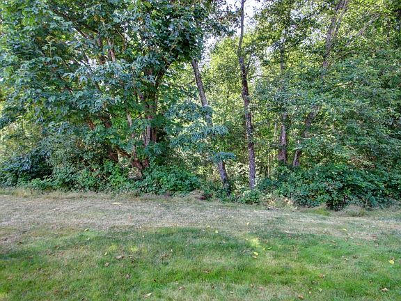 2nd image of 1540 Wildflower Way