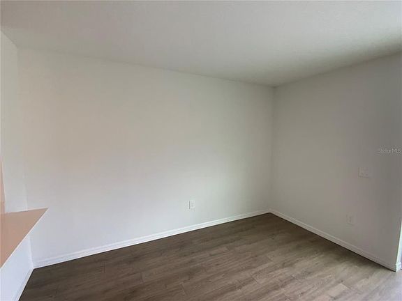 4th image of 32562 Midsummer Night Ln