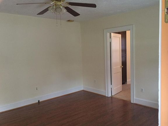 4th image of 1801 Kenwood Blvd SE