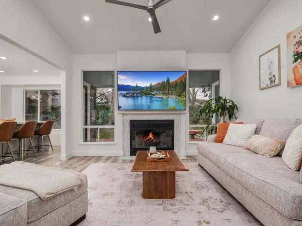 9161 Kneeland Ct, Elk Grove, CA 95624