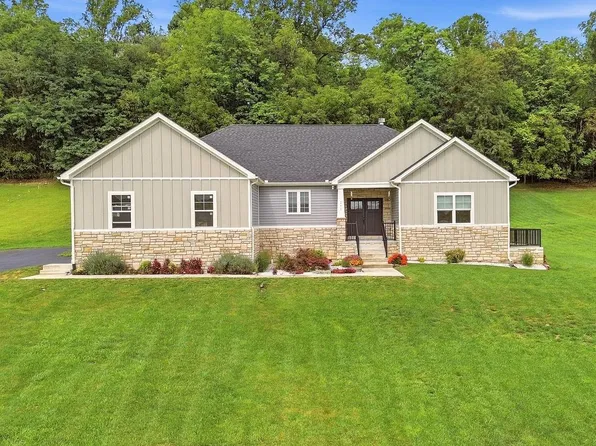 260 Elegant Dr, Martinsburg, WV 25403