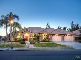 12512 Gila River Dr, Bakersfield, CA 93312