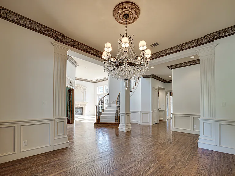 5004 Castle Creek Ct — Photo 6