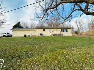 3996 N Wiggam Cemetary Rd, Deputy, IN 47230