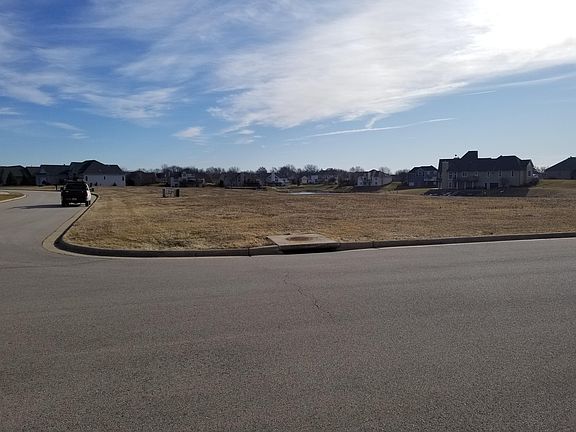 3rd image of 1205 Summerland Ky