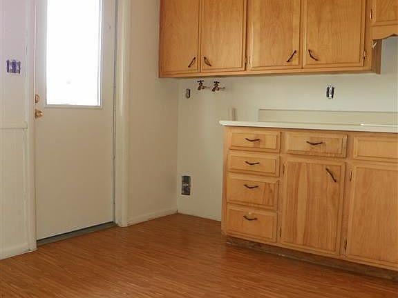 4th image of 1548 W University Dr APT 22