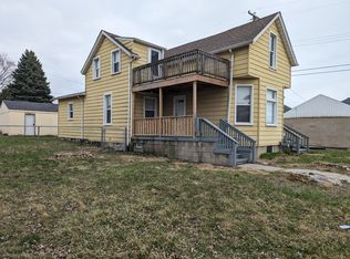 933 7th St #1, Wyandotte, MI 48192