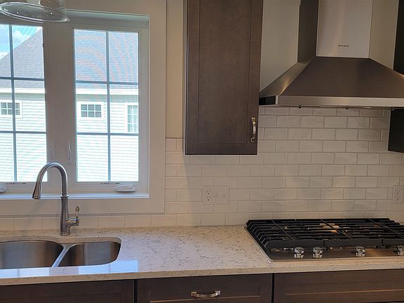 2nd image of 72 Mulberry Lane #6