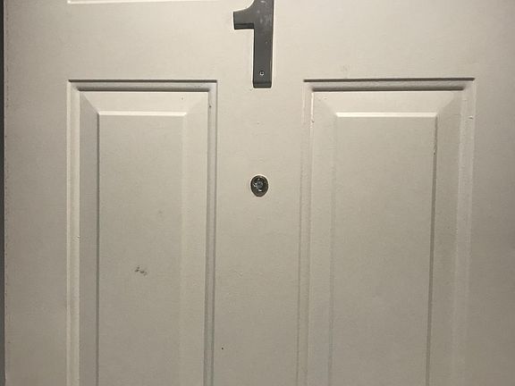 3rd image of 3663 Davenport St APT 1