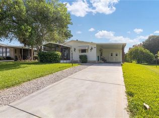 708 Roseapple Ave, Lady Lake, FL 32159