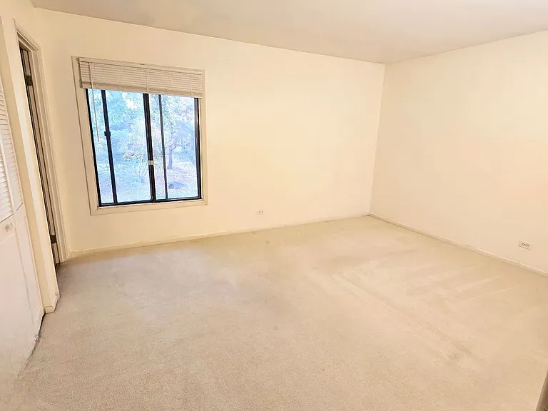 480 74th St #203 — Photo 7