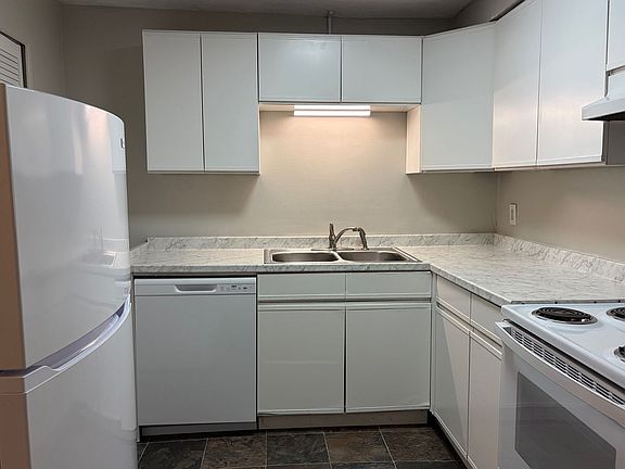 4th image of 1702 S 2nd St #1