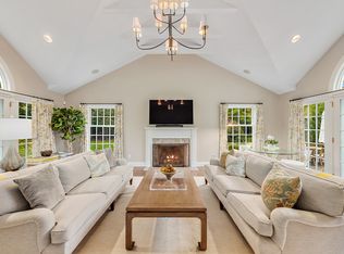 6 Clark Ln, Rye, NY 10580