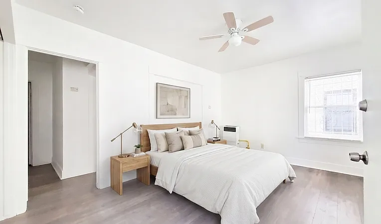 415 N Virginia Ct
