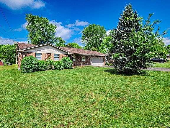 2nd image of 1001 Arrowhead Dr