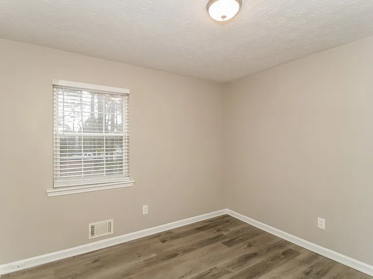 6492 Meadow Lark Dr — Photo 16