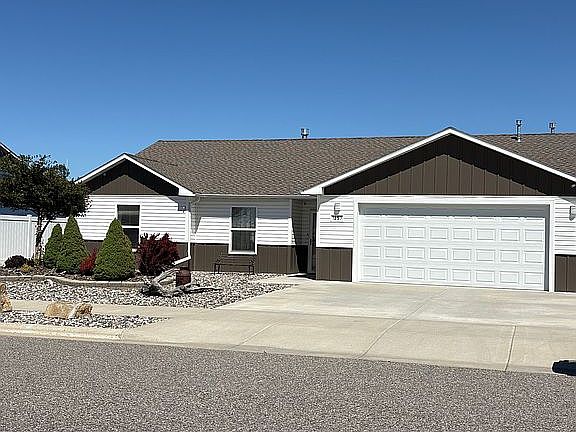 2nd image of 1257 Twin Lakes Dr